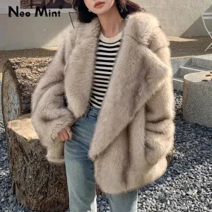 Elegant Gradient Animal Print Faux Fur Coat: Chic Winter Outerwear