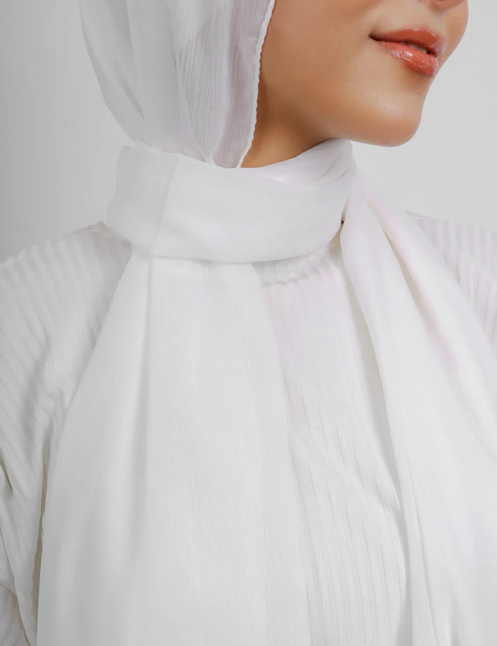 Everyday Crinkle Hijab- Off White