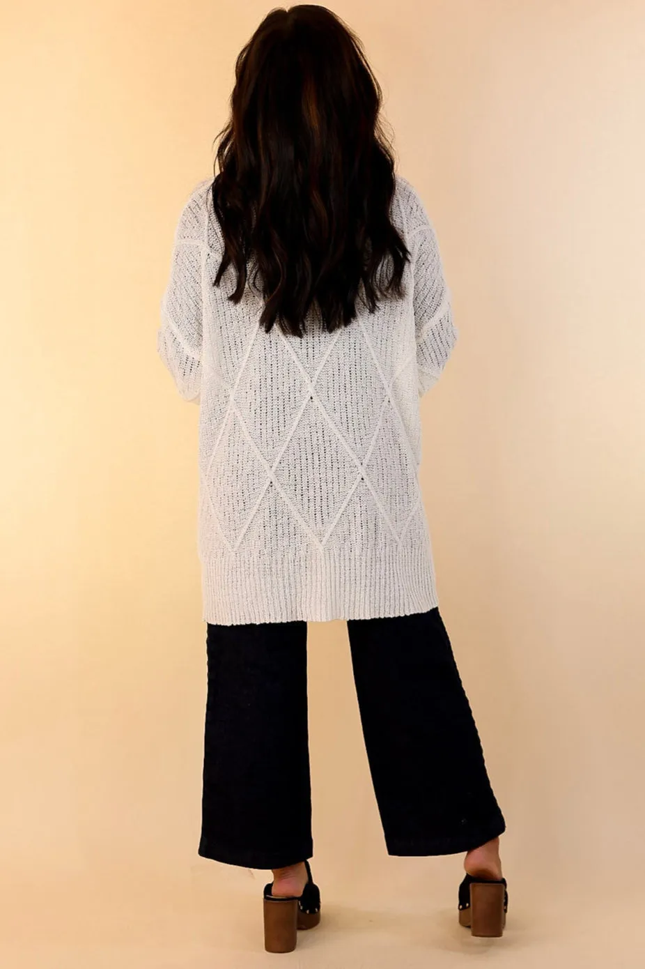 Fashionable Comfort Knit Cardigan with Pockets in Ivory