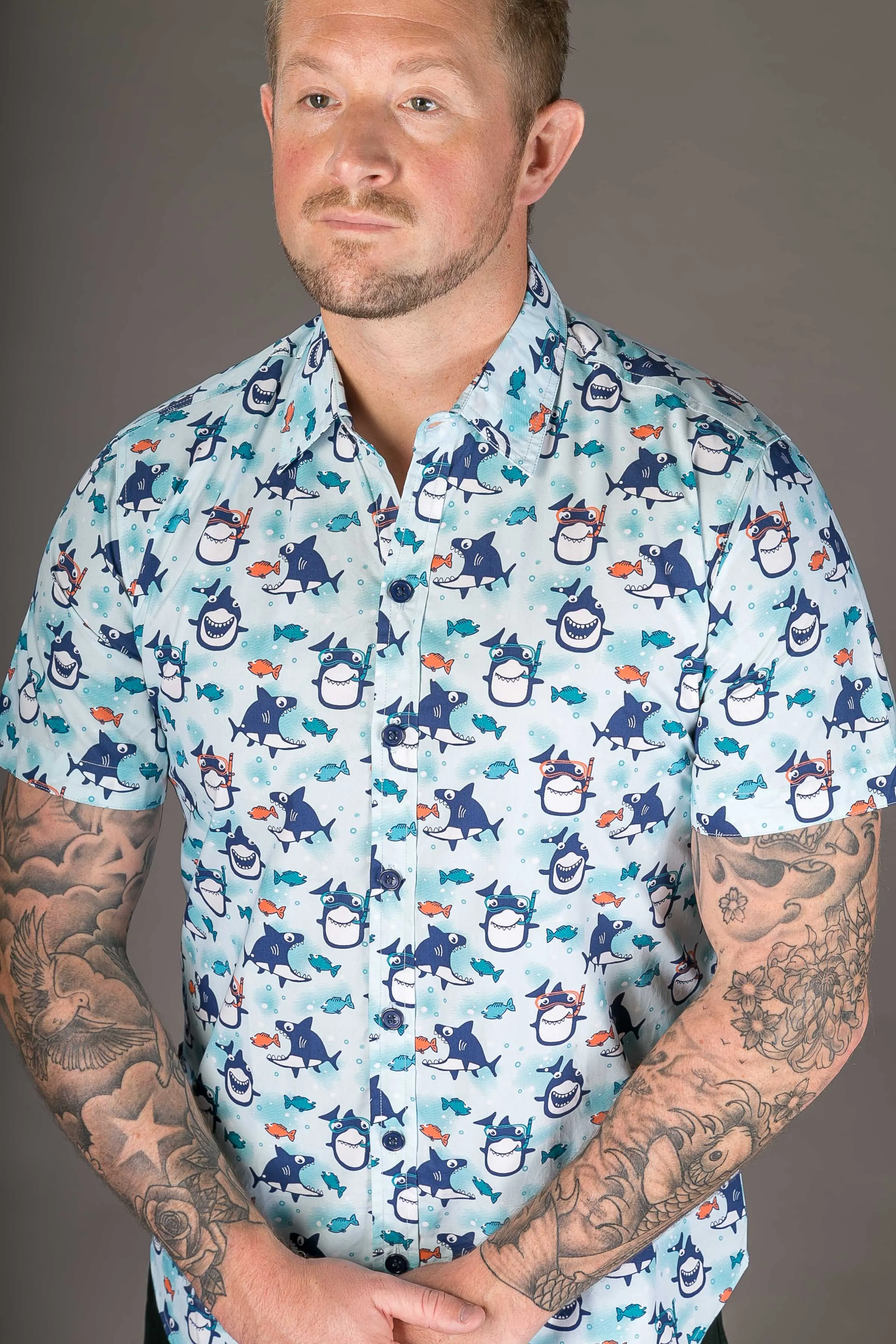 Fish Diver Print Cotton Slim and Regular Fit Mens Shirt Short Sleeve