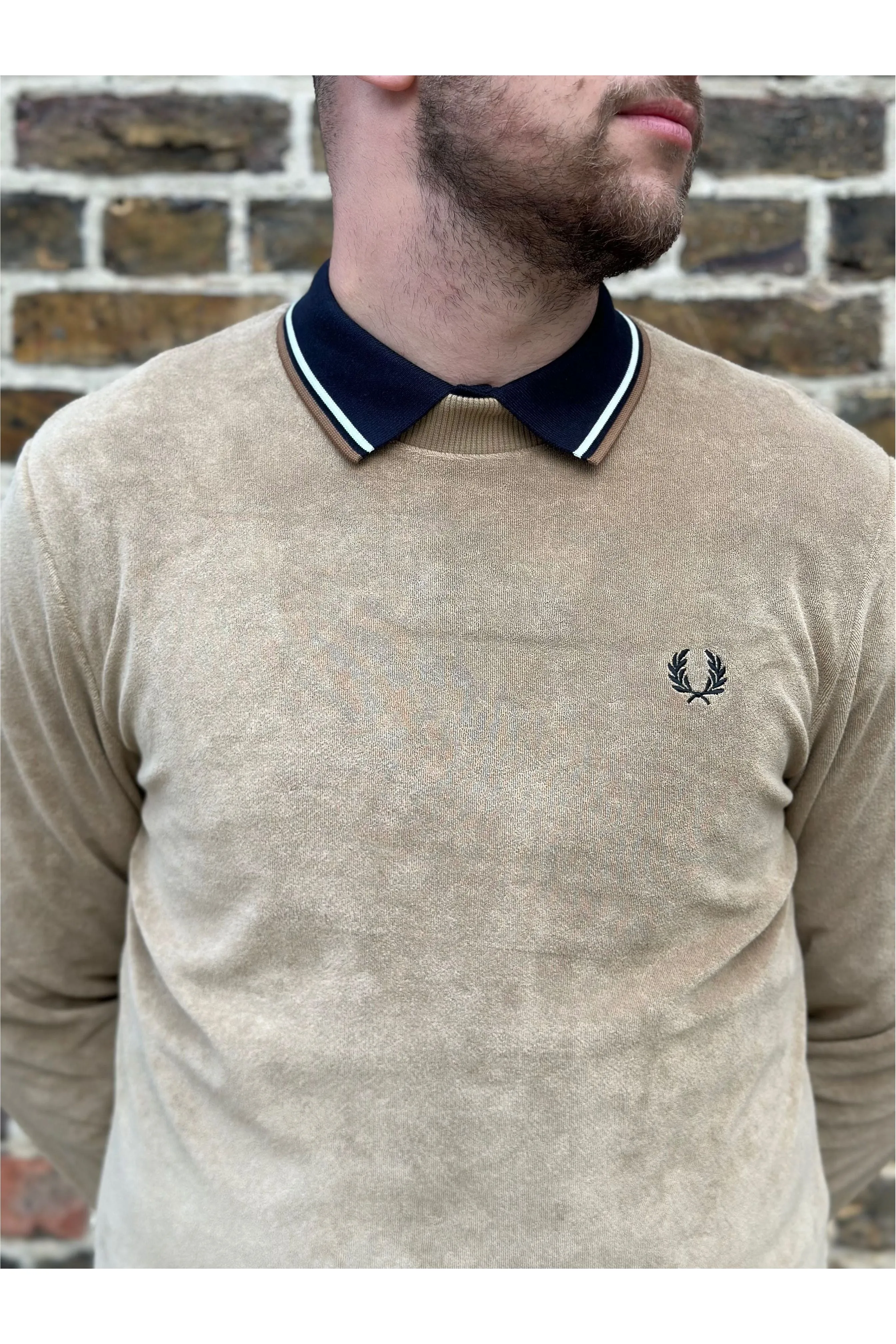 Fred Perry - M7741 Crew Neck Warm Stone - Sweatshirt