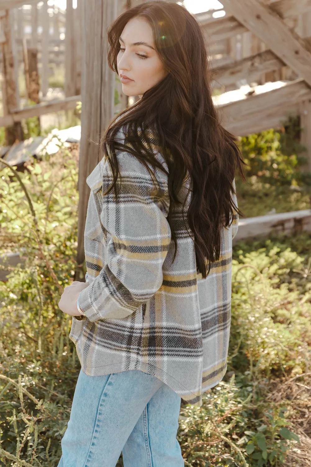 Gray Plaid Print Pocketed Shirt Jacket