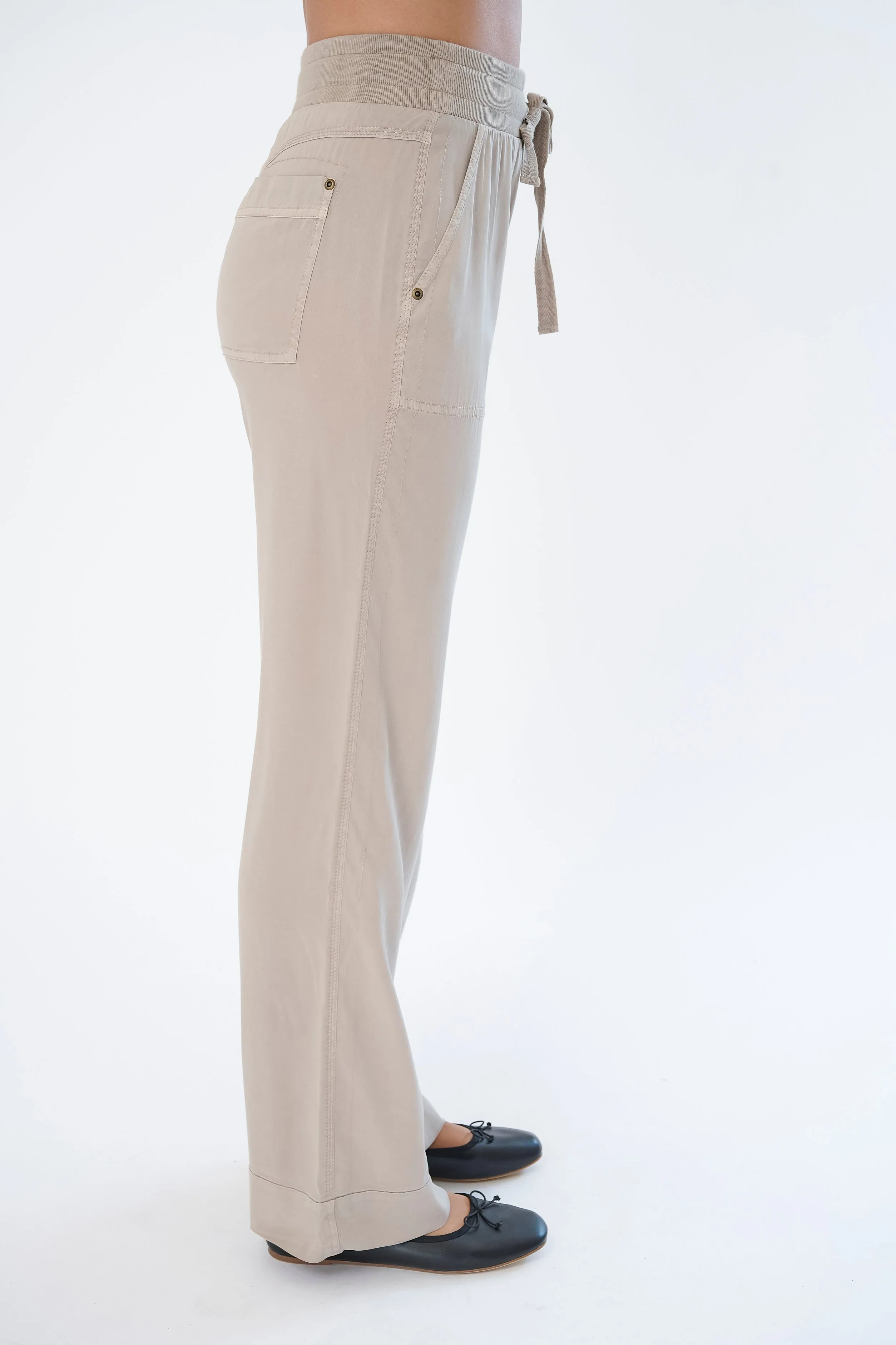 Havana Stretch Cupro Pull-On Pant