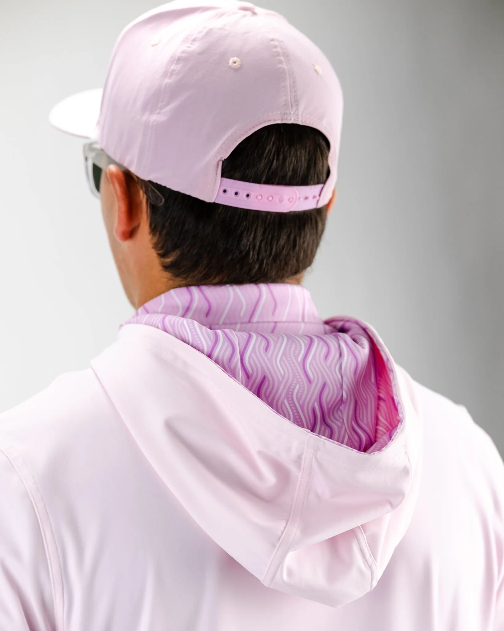 Performance Golf Hoodie - Woven Waves 2.0