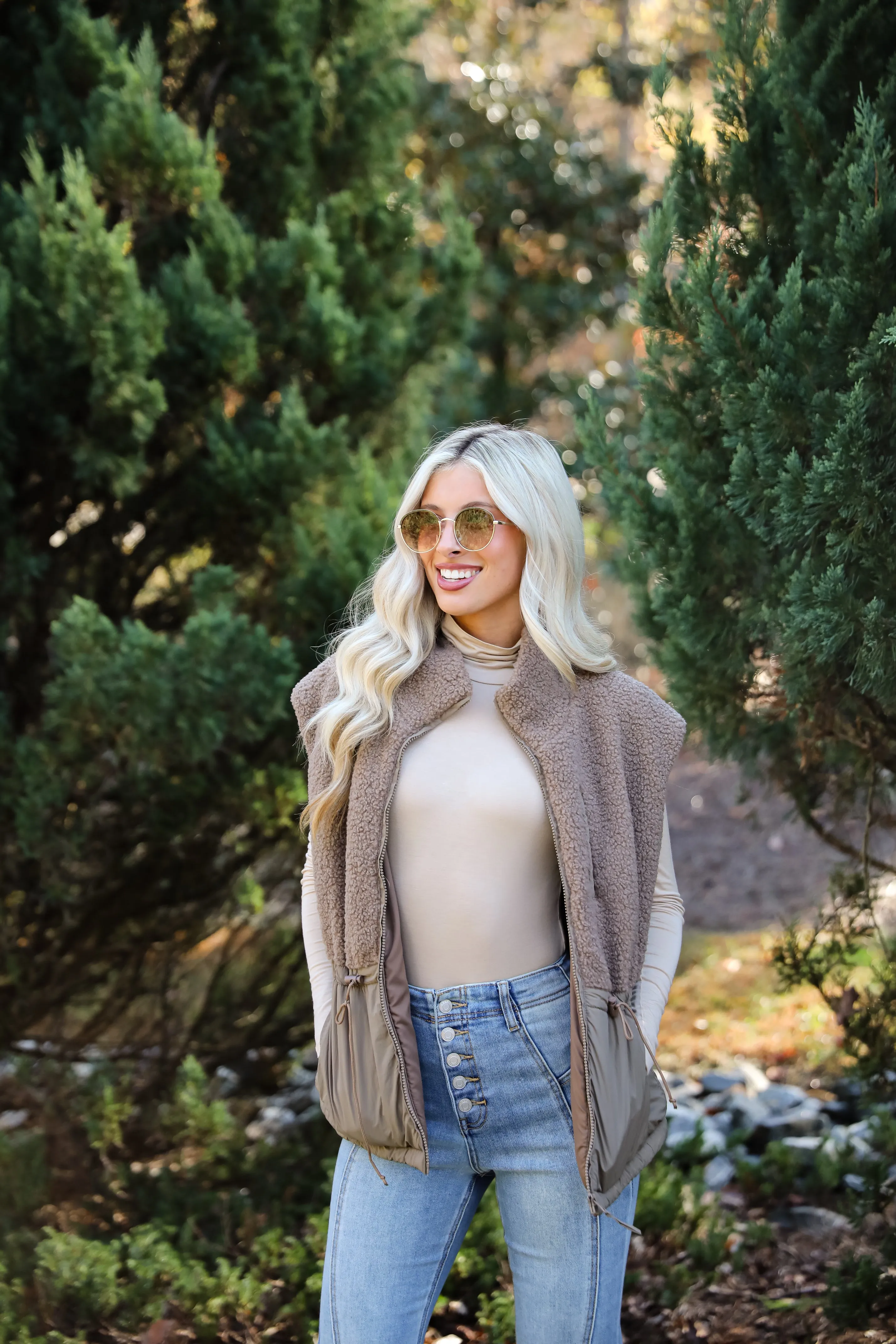 Cozy Warm Mocha Sherpa Vest with Stylish Aesthetic Detailing