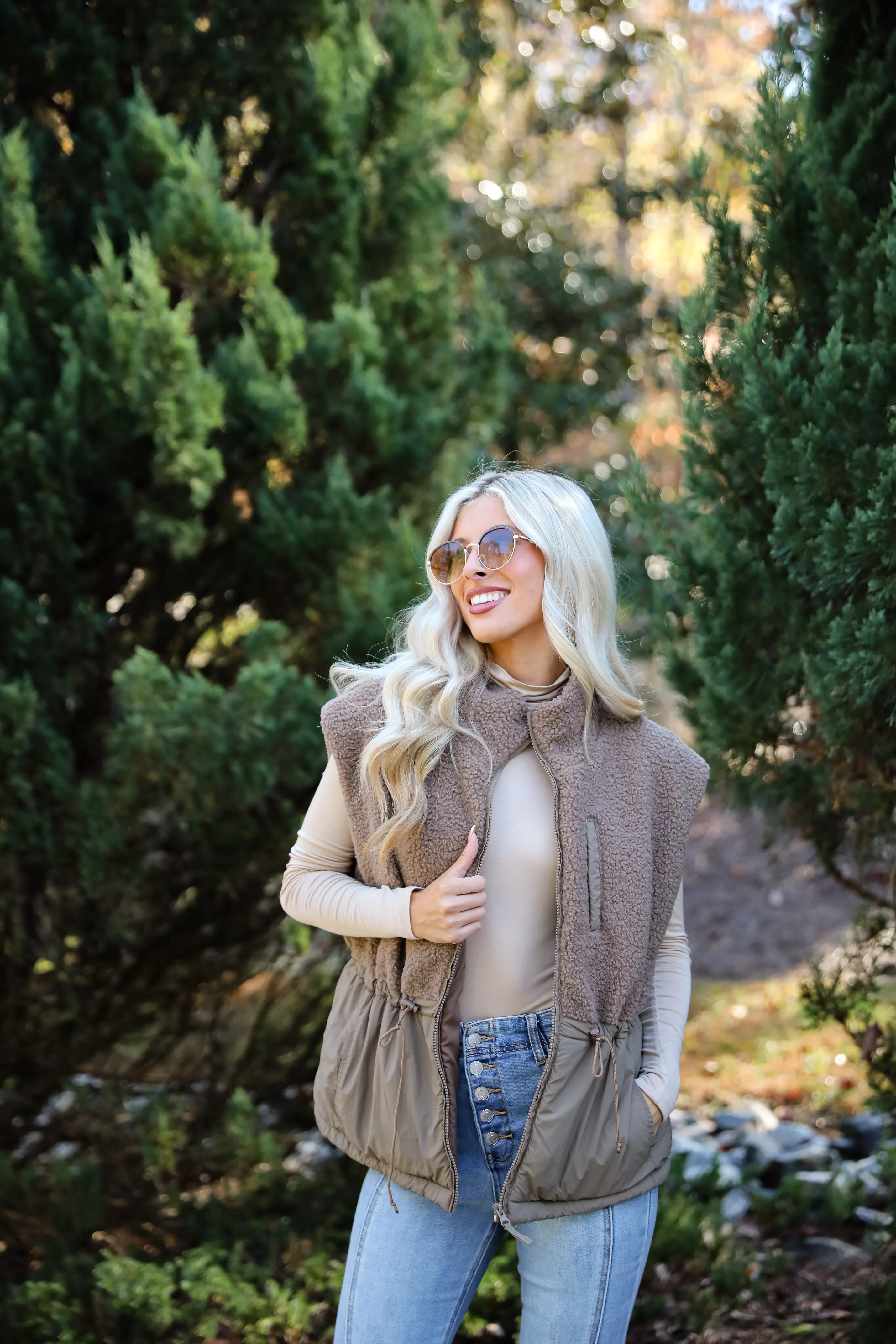 Cozy Warm Mocha Sherpa Vest with Stylish Aesthetic Detailing